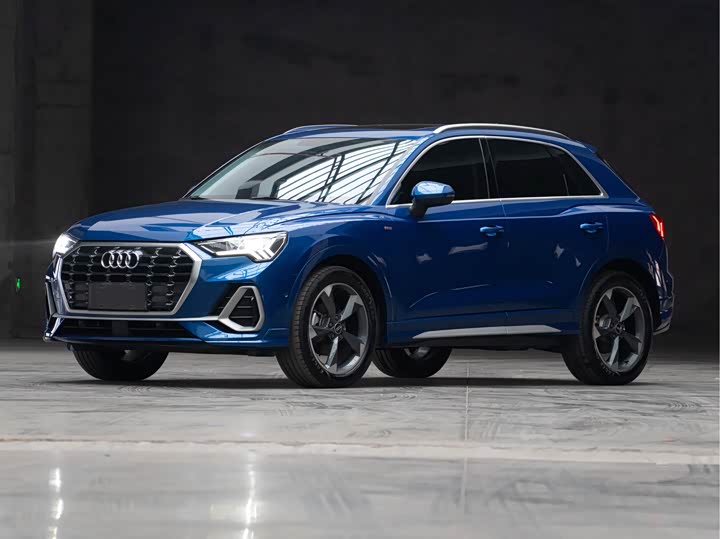 Фото 1 - Audi Q3