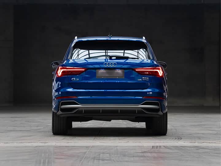 Фото 9 - Audi Q3