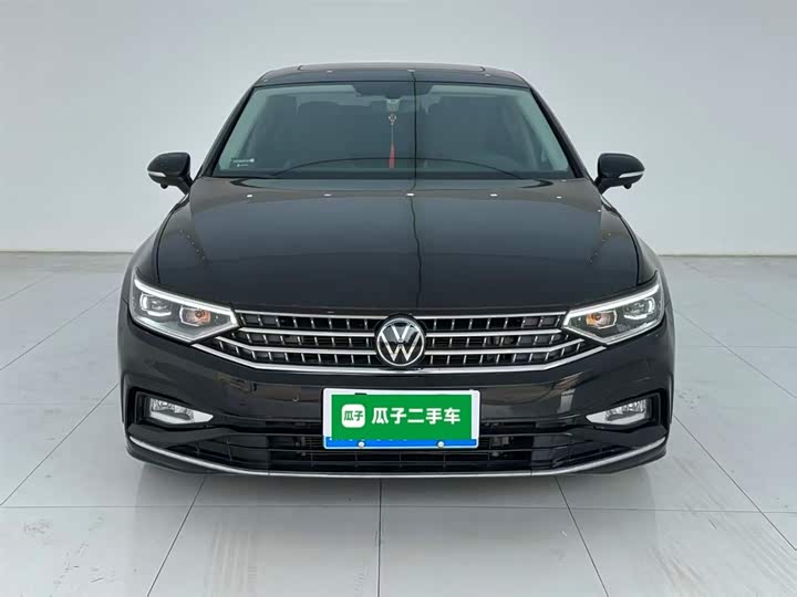 Фото 3 - Volkswagen Magotan