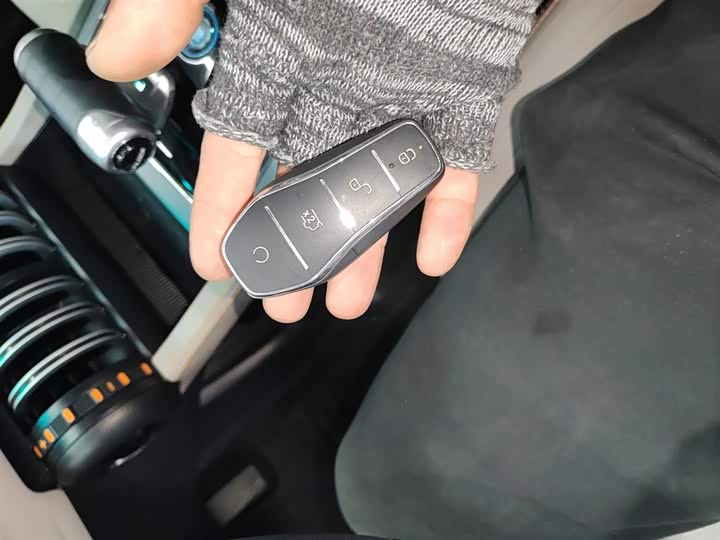 Фото 9 - BYD Yuan Plus