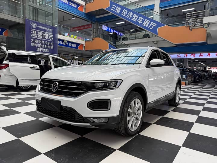 Фото 1 - Volkswagen T-Roc