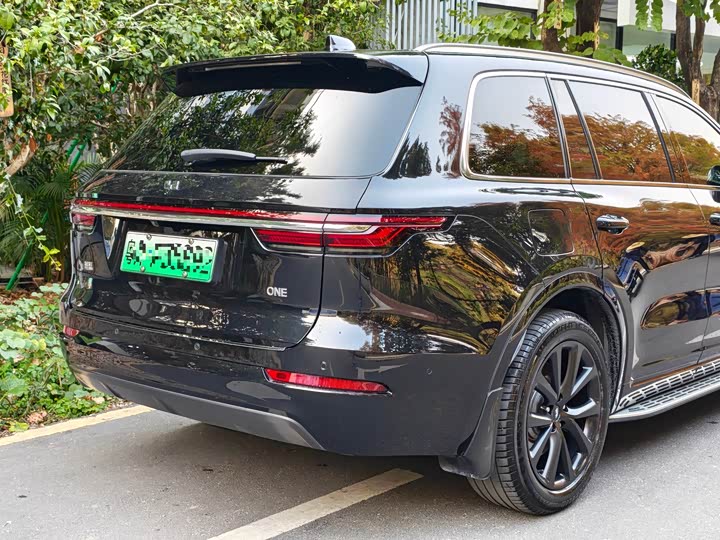 Фото 9 - LiXiang One