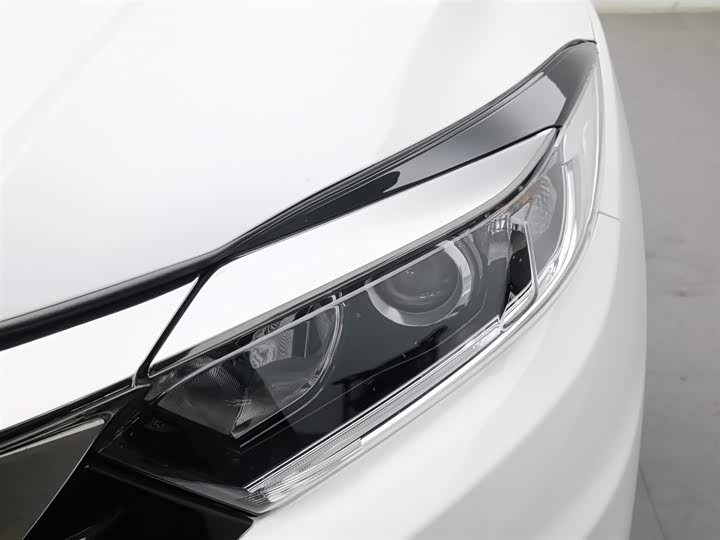 Фото 7 - Honda Vezel