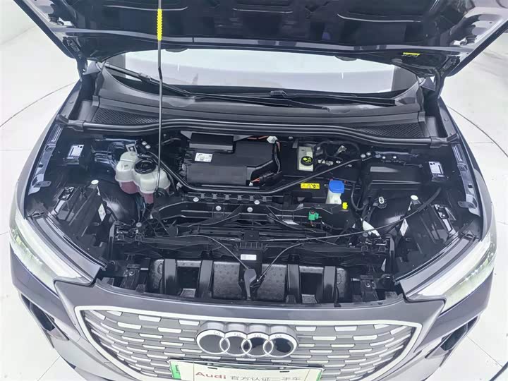 Фото 9 - Audi Q4 e-tron