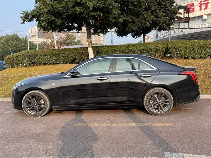 Фото 3 - Cadillac CT4