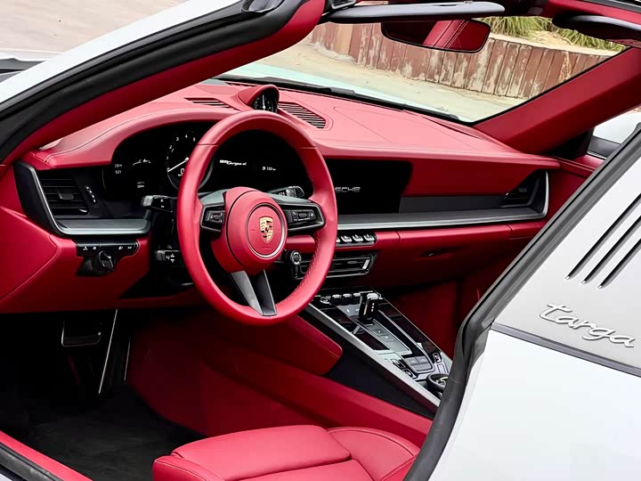 Фото 7 - Porsche 911