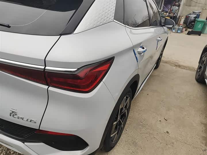 Фото 8 - BYD Yuan Plus