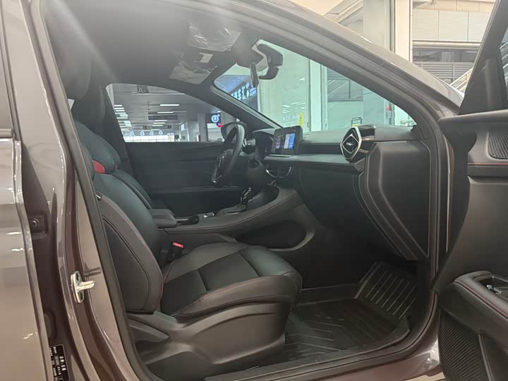 Фото 8 - MG Motor 5