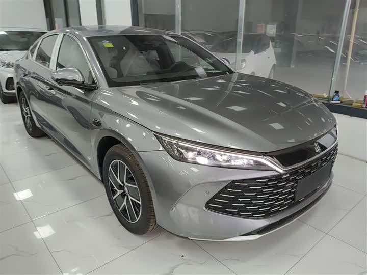 Фото 4 - BYD Qin L