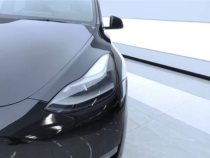 Фото 5 - Tesla Model Y