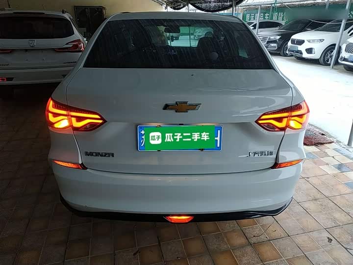 Фото 6 - Chevrolet Monza