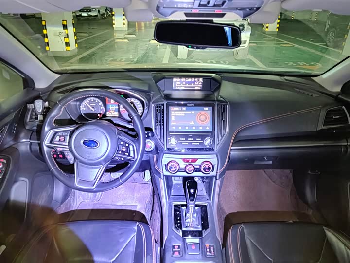 Фото 9 - Subaru XV