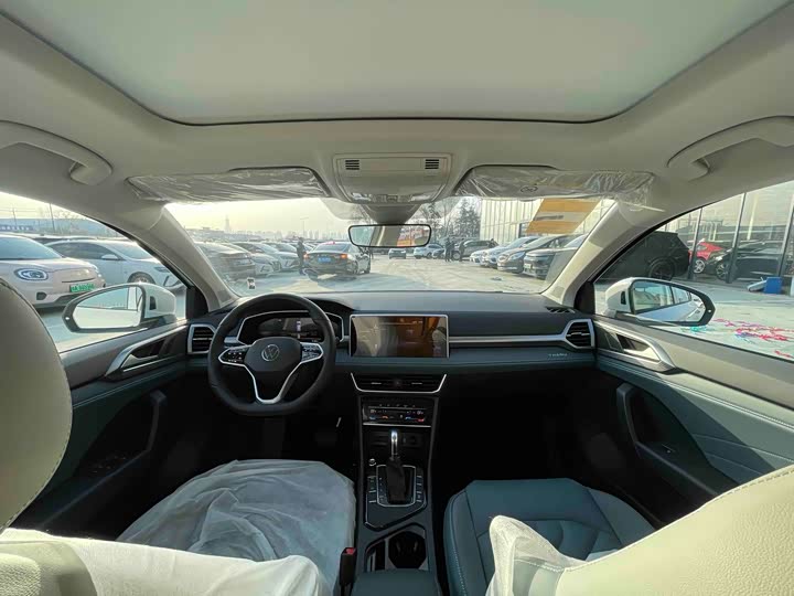 Фото 5 - Volkswagen Tharu