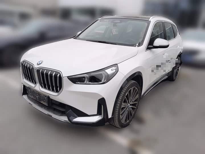 Фото 1 - BMW X1