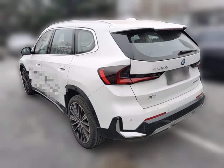 Фото 9 - BMW X1