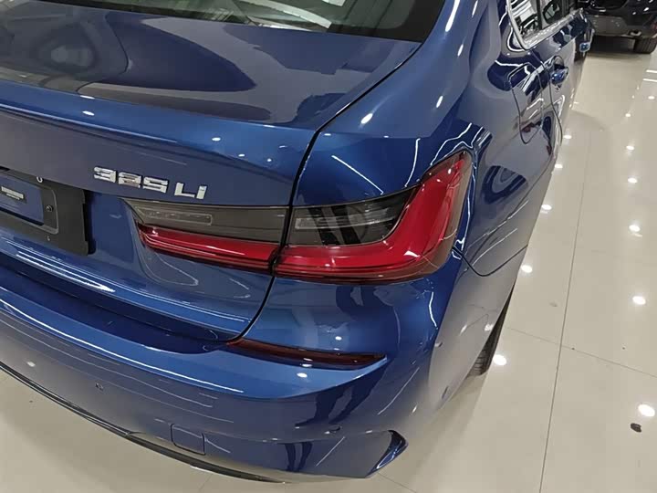 Фото 8 - BMW 3 Series