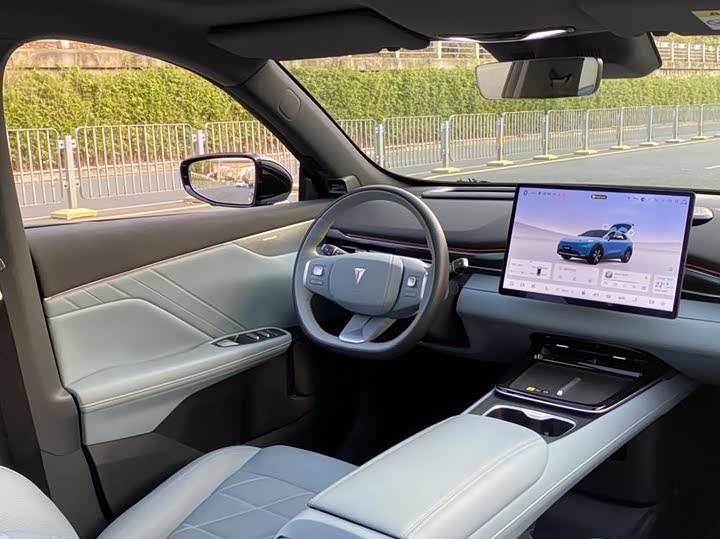 Фото 9 - Changan Deepal S05