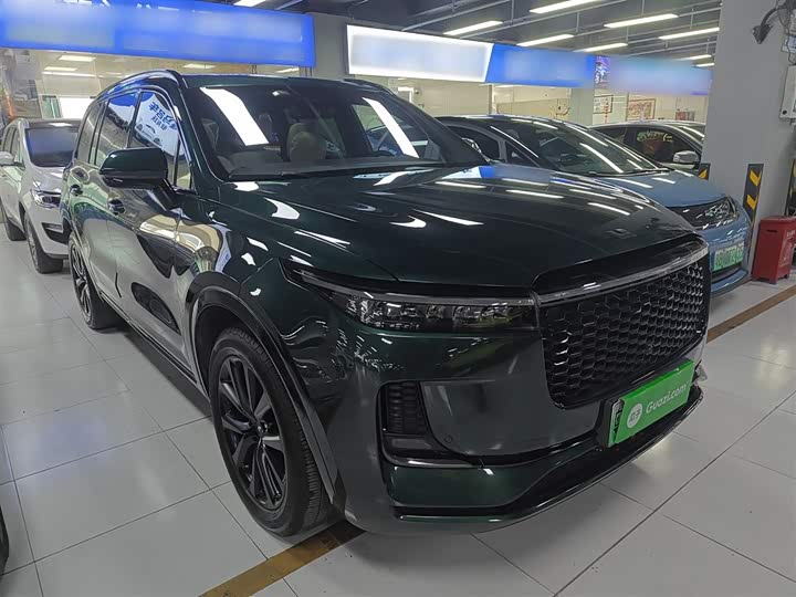 Фото 4 - LiXiang One