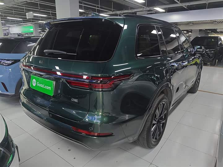 Фото 7 - LiXiang One