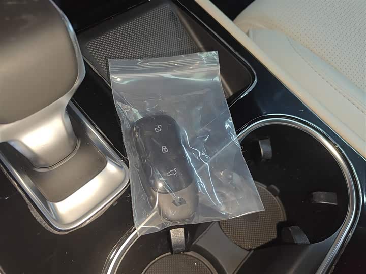 Фото 9 - LiXiang One