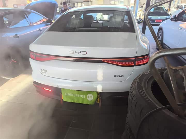 Фото 6 - BYD Seal 05 DM-i Hybrid