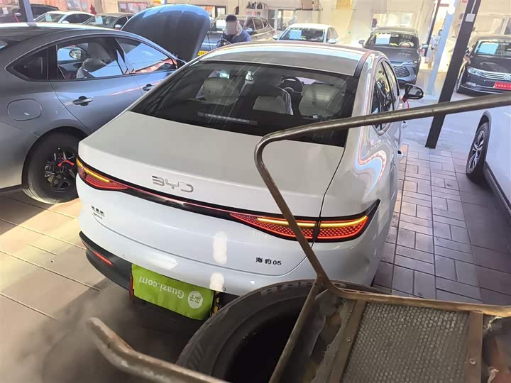 Фото 7 - BYD Seal 05 DM-i Hybrid