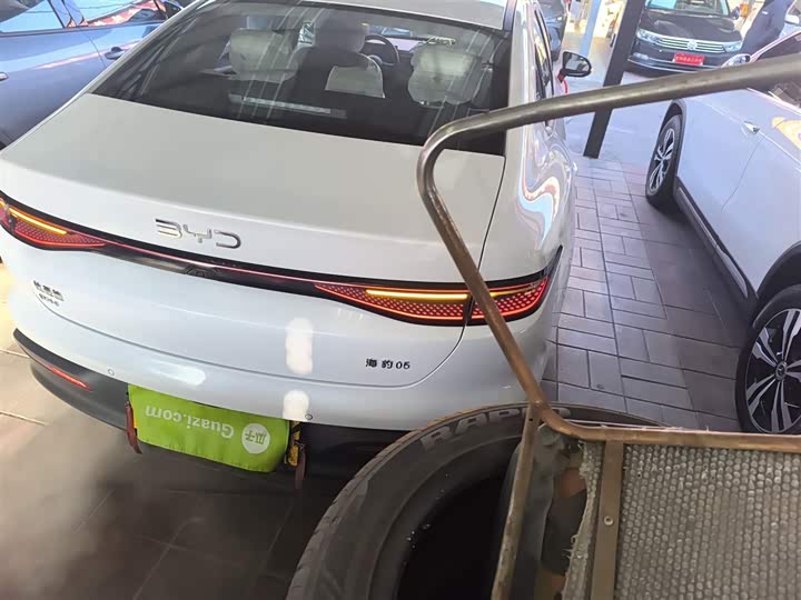 Фото 8 - BYD Seal 05 DM-i Hybrid