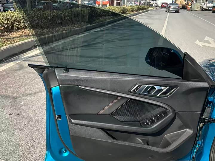 Фото 4 - BMW 2 Series