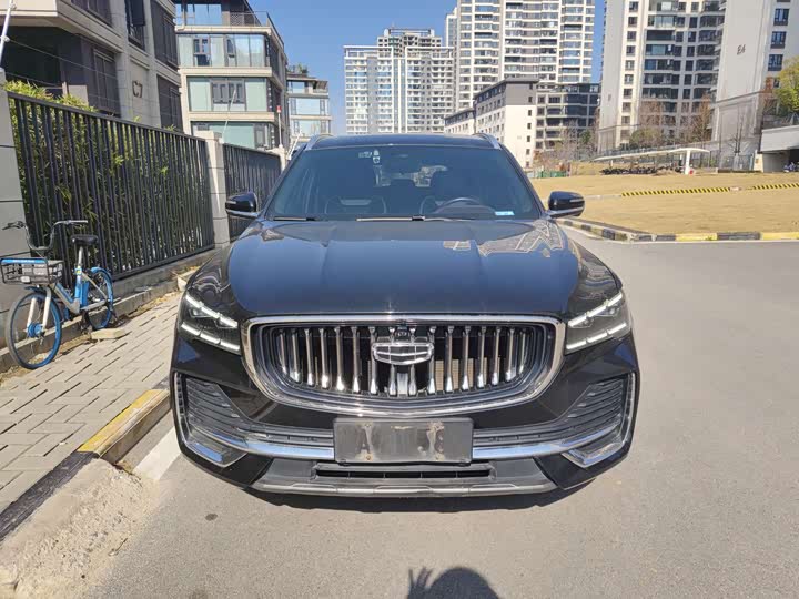 Фото 2 - Geely Monjaro