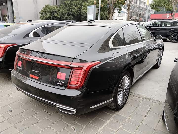 Фото 7 - Hongqi H9