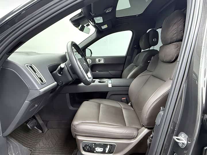 Фото 4 - LiXiang L9