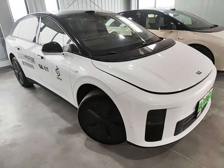 Фото 4 - LiXiang i6