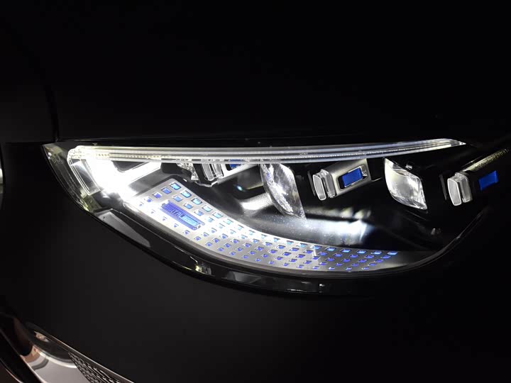 Фото 4 - Mercedes-Benz Maybach S-Class