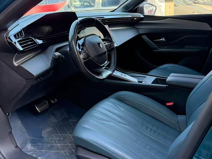 Фото 2 - Peugeot 408X