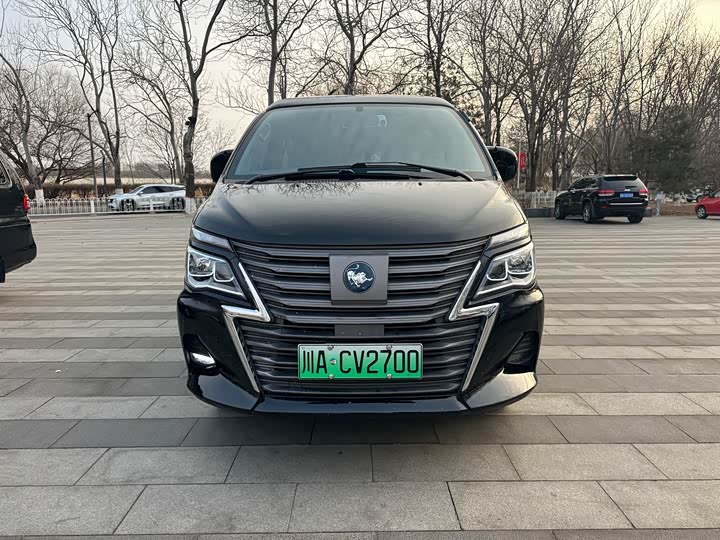 Фото 2 - Dongfeng Forthing Lingzhi M5 EV