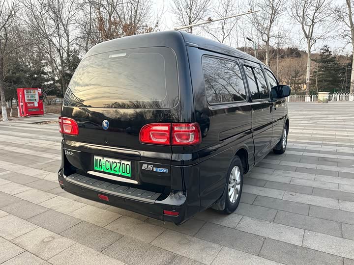 Фото 4 - Dongfeng Forthing Lingzhi M5 EV