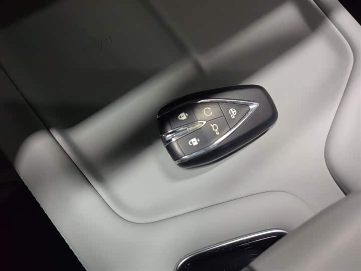 Фото 9 - Changan UNI-Z