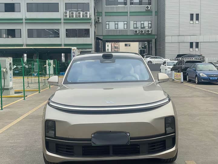 Фото 2 - LiXiang L8