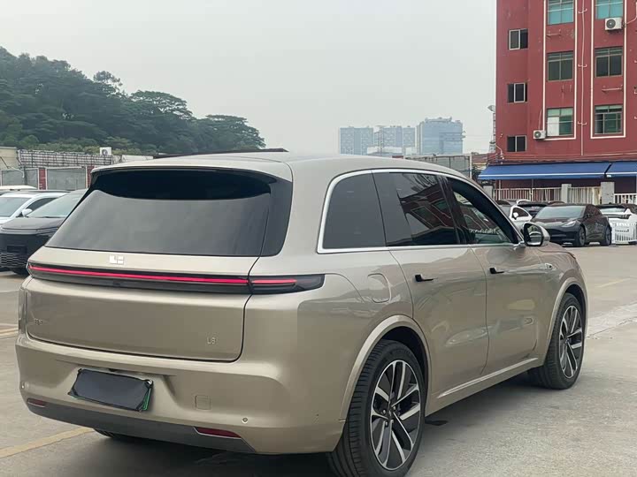 Фото 7 - LiXiang L8