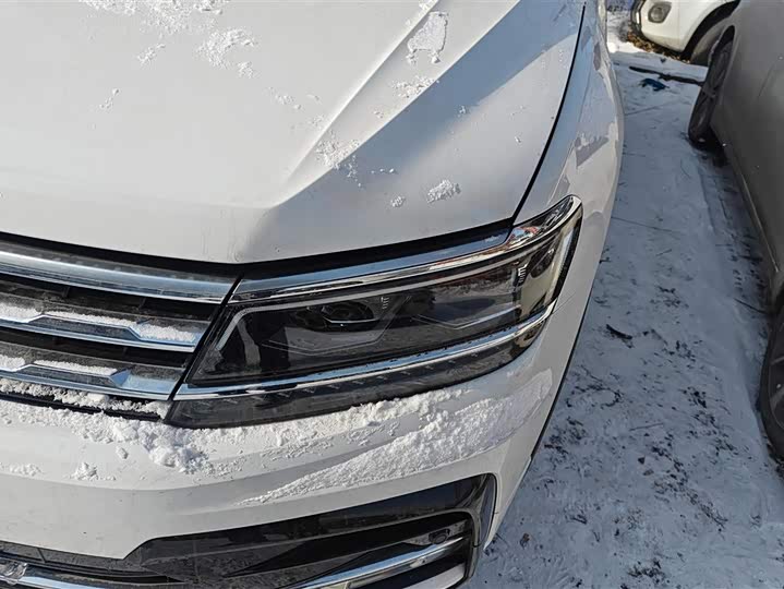 Фото 5 - Volkswagen Tiguan L Pro