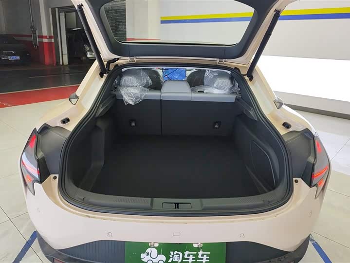 Фото 4 - XPeng Mona M03