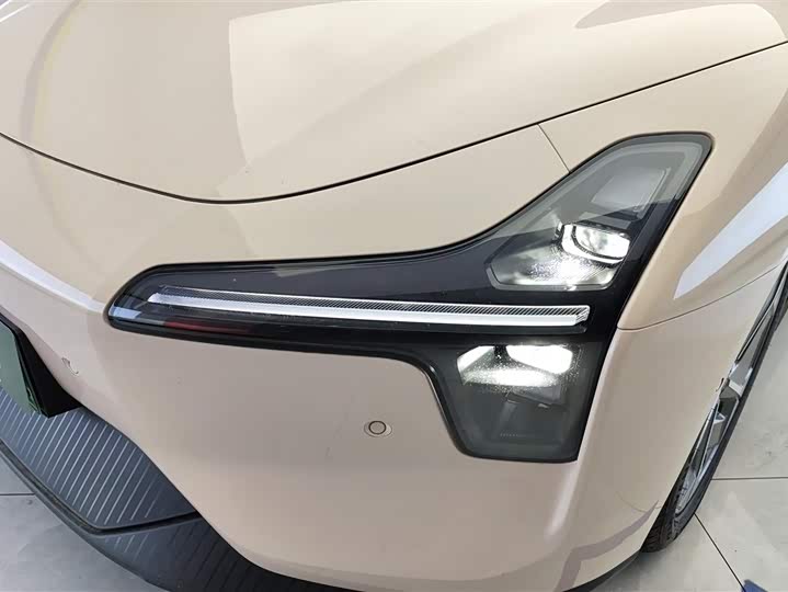 Фото 5 - XPeng Mona M03