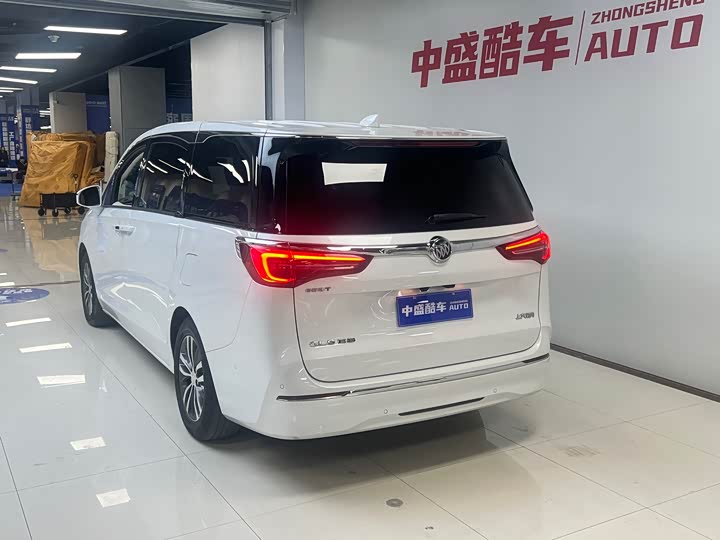 Фото 5 - Buick GL8 ES