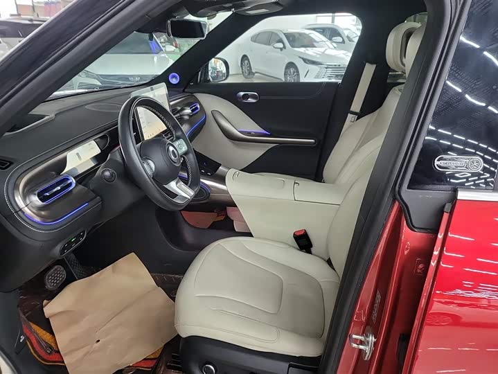 Фото 9 - Smart #1