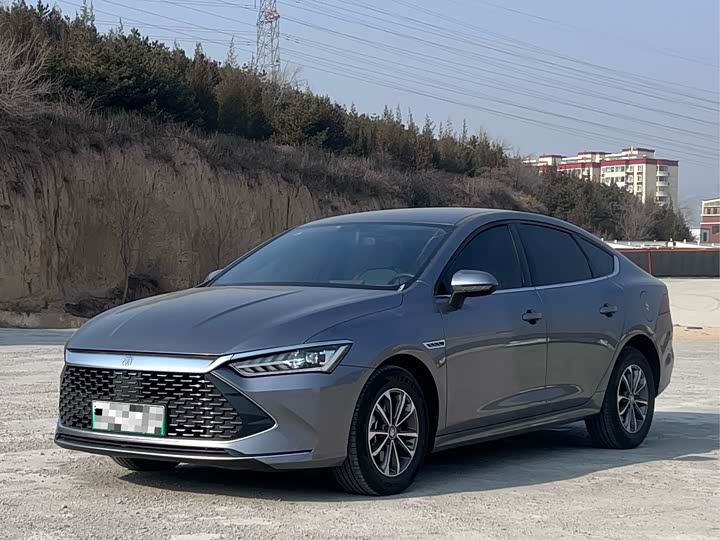 Фото 1 - BYD Qin Plus