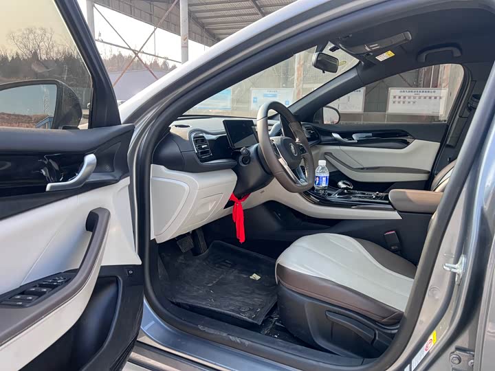 Фото 4 - BYD Qin Plus