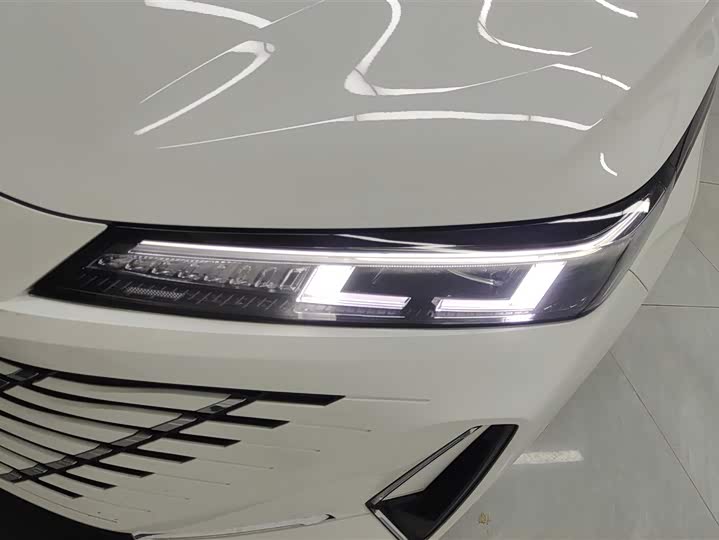 Фото 5 - Changan Eado Plus