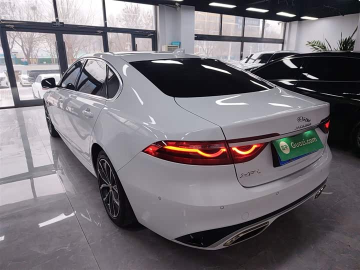 Фото 5 - Jaguar XF L