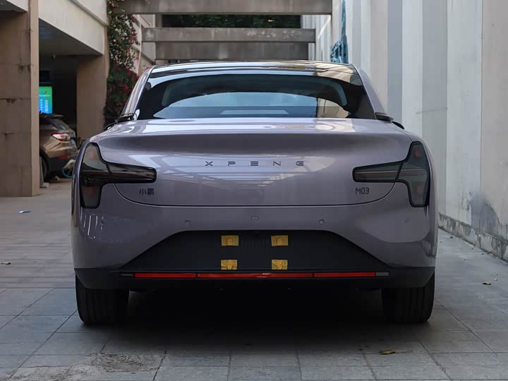 Фото 4 - XPeng Mona M03