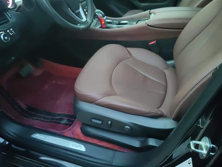 Фото 9 - Buick Envision Plus